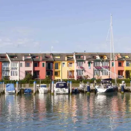 Stunning Sea View Flat Just 250m From The Apartment
